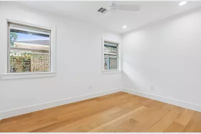 4543 Warm Springs Road, Houston, TX 77035 - Photo 21