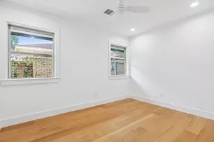 4543 Warm Springs Rd, Houston, TX 77035 - Photo 21