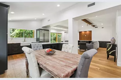 4543 Warm Springs Road, Houston, TX 77035 - Photo 15