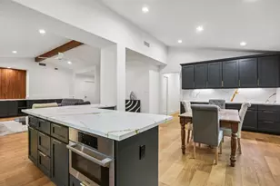 4543 Warm Springs Rd, Houston, TX 77035 - Photo 17