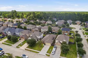 9951 Chimney Swift Ln, Conroe, TX 77385 - Photo 37