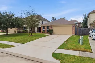 9951 Chimney Swift Ln, Conroe, TX 77385 - Photo 7