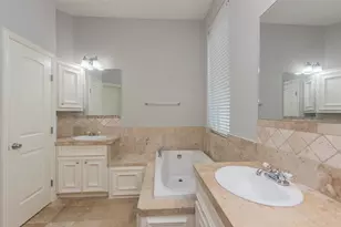 2701 Helena St, Houston, TX 77006 - Photo 11