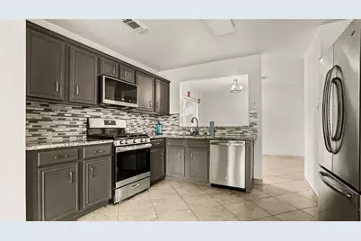 718 Fairfield Avenue, La Porte, TX 77571 - Photo 13