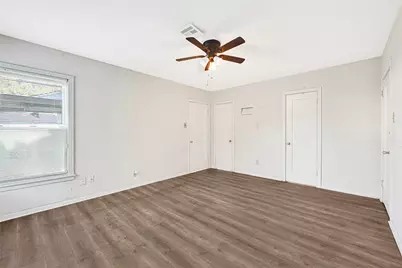 701 E Humble Street, Baytown, TX 77520 - Photo 17