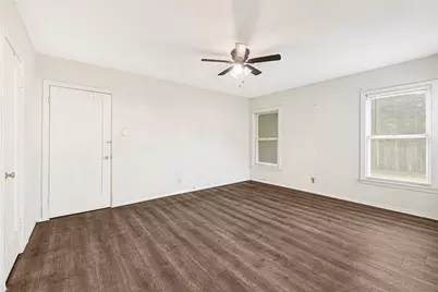 701 E Humble Street, Baytown, TX 77520 - Photo 21