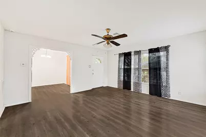 701 E Humble Street, Baytown, TX 77520 - Photo 11