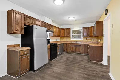 701 E Humble Street, Baytown, TX 77520 - Photo 15