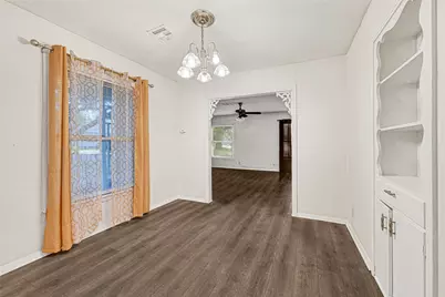 701 E Humble Street, Baytown, TX 77520 - Photo 13