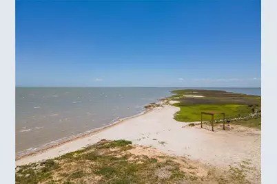 3007 Peninsula Point Drive, Palacios, TX 77465 - Photo 5