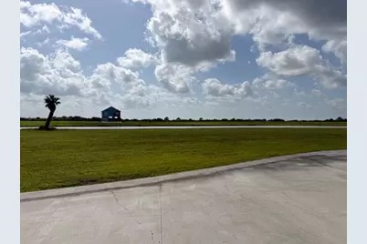 3007 Peninsula Point Drive, Palacios, TX 77465 - Photo 7