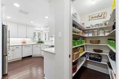 20 Falling Star Road, The Woodlands, TX 77381 - Photo 17