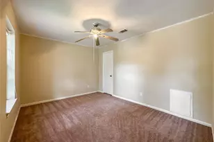 1403 Corral Dr, Houston, TX 77090 - Photo 25