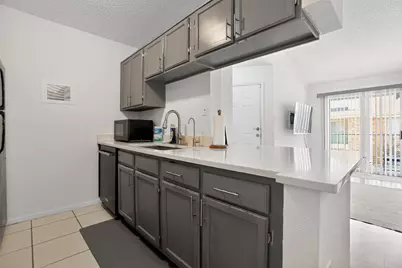 3770 Lovers Wood Lane #610, Houston, TX 77014 - Photo 9