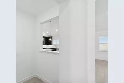 12302 Old Fashion Circle, Mont Belvieu, TX 77535 - Photo 9