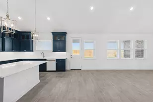 12302 Old Fashion Cir, Mont Belvieu, TX 77535 - Photo 11