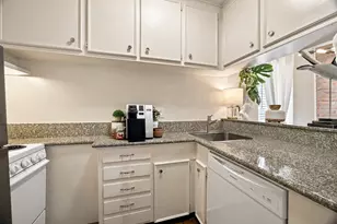 3400 Timmons Ln, Houston, TX 77027 - Photo 13