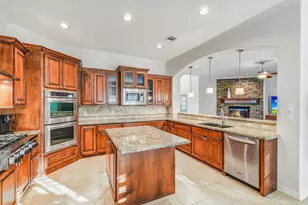 30107 Commons Park Dr, Huffman, TX 77336 - Photo 9