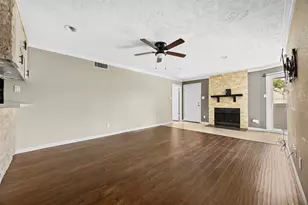 10673 Braes Bend Dr, Houston, TX 77071 - Photo 19