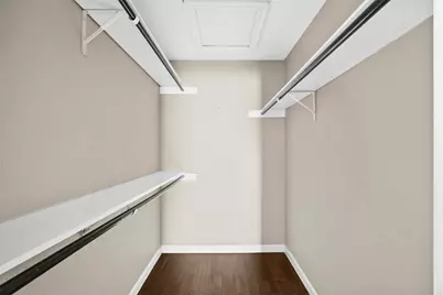 10673 Braes Bend Drive, Houston, TX 77071 - Photo 11