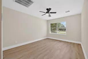 1726 Pecan Ln, Stafford, TX 77477 - Photo 9