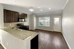 10307 Solitude Way, Houston, TX 77044 - Photo 11