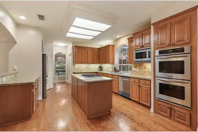 12903 Ryaneagles Circle, Houston, TX 77044 - Photo 5