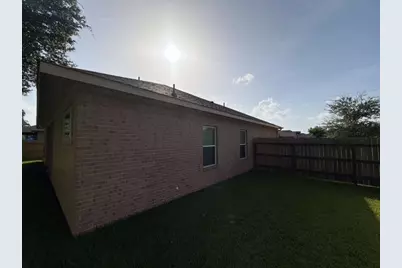 418 Pebble Drive, Dayton, TX 77535 - Photo 17