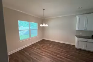 418 Pebble Dr, Dayton, TX 77535 - Photo 3