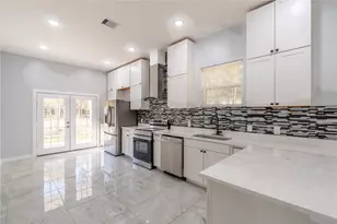 164 County Rd 3370, Cleveland, TX 77327 - Photo 11