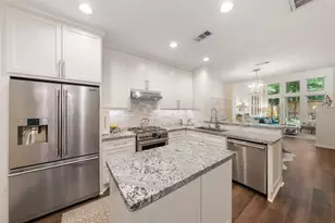 34 Alderon Woods Pl, The Woodlands, TX 77382 - Photo 13