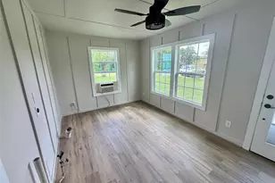 27 Cotton Bayou Cir, Cove, TX 77523 - Photo 5