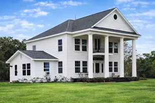 27 Cotton Bayou Cir, Cove, TX 77523 - Photo 1