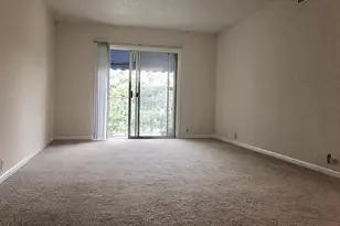 2601 Bellefontaine St, Houston, TX 77025 - Photo 5