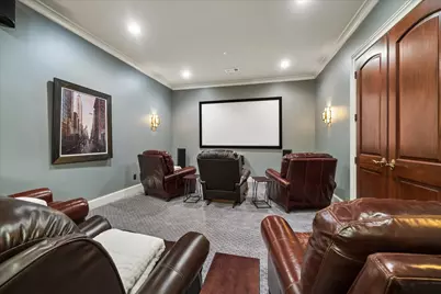 310 Tynebridge Lane, Houston, TX 77024 - Photo 31