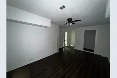 9306 St Lo Road, Houston, TX 77033 - Photo 9