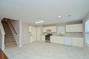 12039 Madison Oak St, Houston, TX 77038 - Photo 13