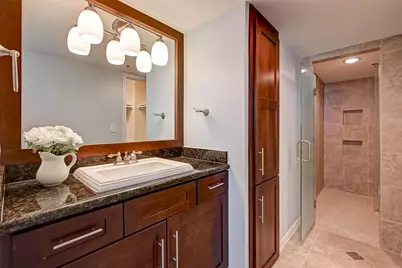 3525 Sage Road #1703, Houston, TX 77056 - Photo 33