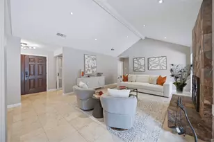 619 Rancho Bauer Dr, Houston, TX 77079 - Photo 7