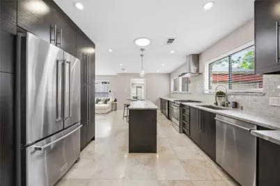 619 Rancho Bauer Drive, Houston, TX 77079 - Photo 13