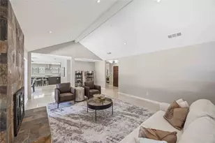 619 Rancho Bauer Dr, Houston, TX 77079 - Photo 3