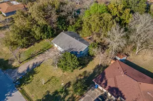 413 Far Hills Ln, Huntsville, TX 77320 - Photo 25