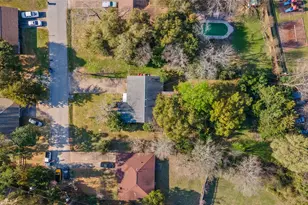 413 Far Hills Ln, Huntsville, TX 77320 - Photo 27