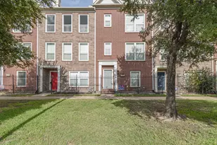 1729 Tuam St, Houston, TX 77004 - Photo 1