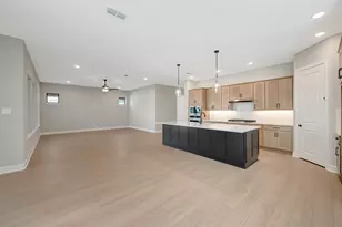 12318 Sweet Gum Dr, Mont Belvieu, TX 77523 - Photo 39