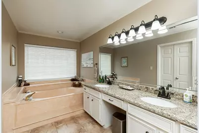 7615 Colonial Drive, Beaumont, TX 77707 - Photo 23