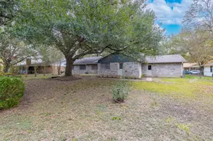 1609 Longhofer St, Brenham, TX 77833 - Photo 23