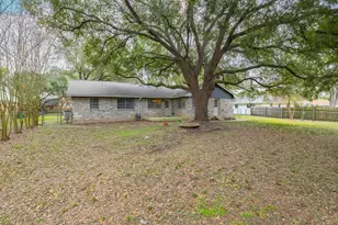 1609 Longhofer St, Brenham, TX 77833 - Photo 19