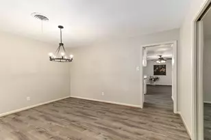 1609 Longhofer St, Brenham, TX 77833 - Photo 5