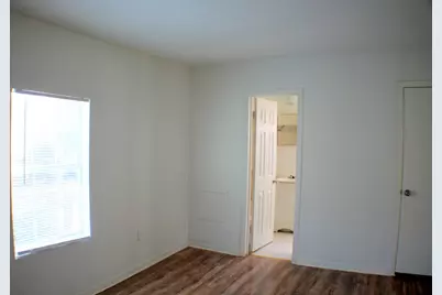 1501 Munger Street #4, Houston, TX 77023 - Photo 5